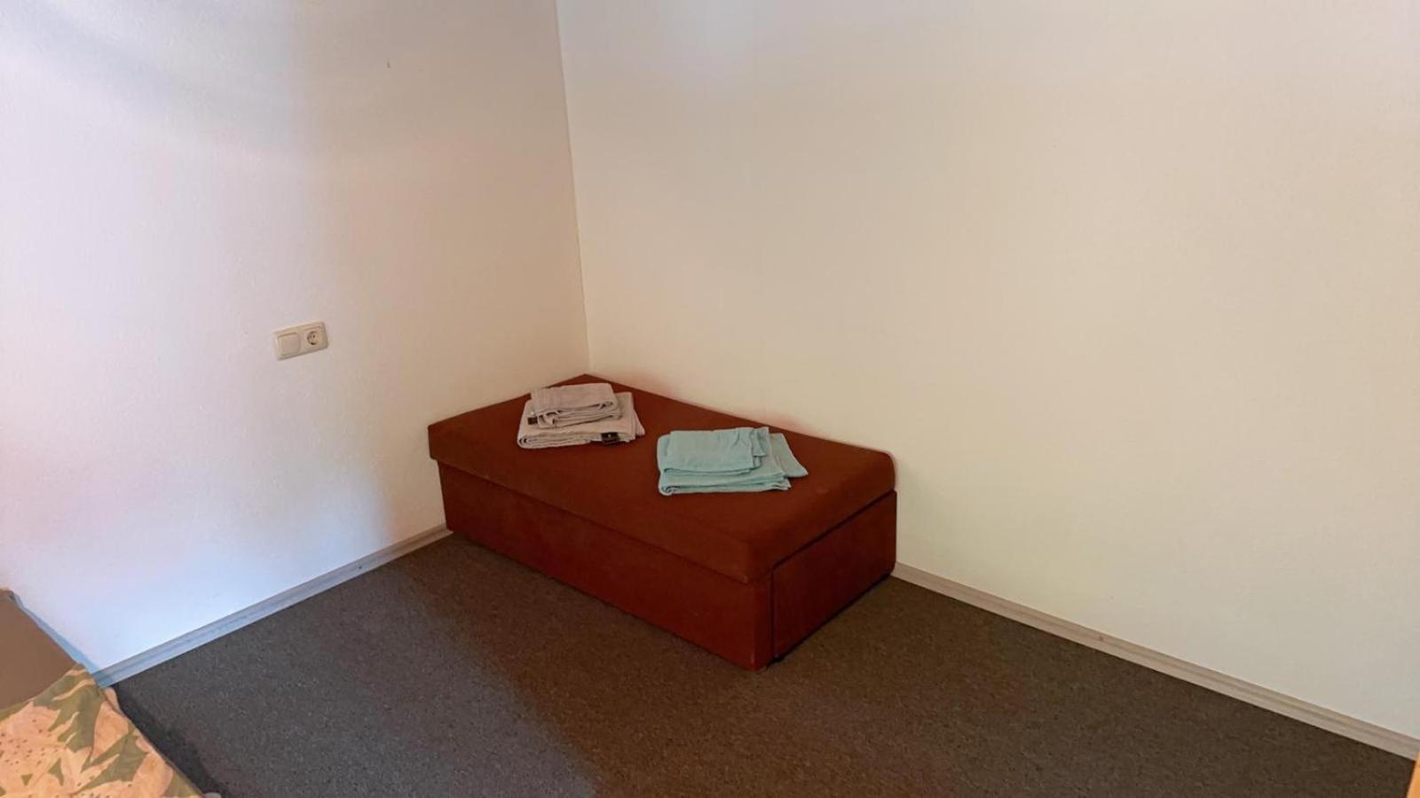 Happy Point Apartment 멜라우 외부 사진